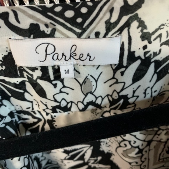 PARKER Black and White V-Neck Trumpet Sleeve Tunic, M - Picture 6 of 7